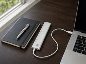 Lampe LED en charge via USB-C